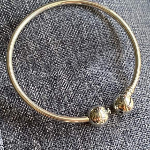 Pandora bangle - Picture 1 of 2